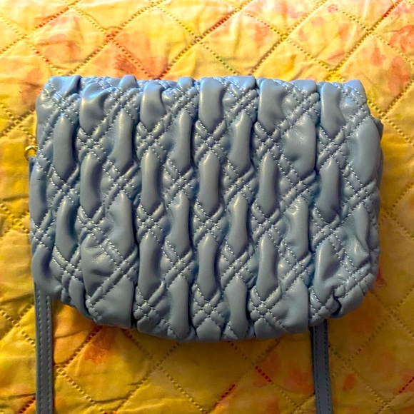 Handbag - Picture 2 of 3